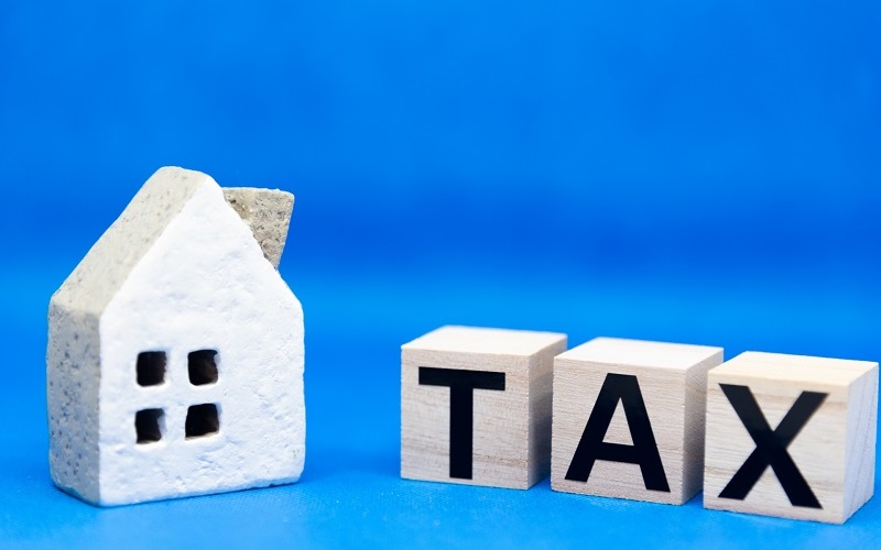 土地建物の固定資産税の計算方法！減額制度・節税するための注意点を紹介